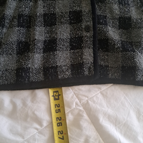 Rena Rowan Size Md Cardigan Oversized Sweater..Plaid..Wool Blend..Full Body - Picture 5 of 7